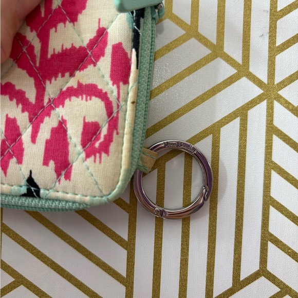 Vera Bradley Quilted Wallet keychain - Picture 4 of 9